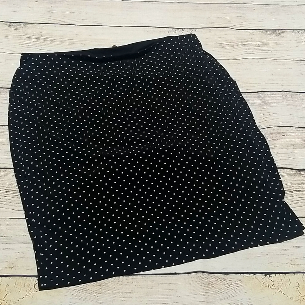 retro rockabilly vintage pinup girl vibes Plus size  2x polkadot skirt philosphy